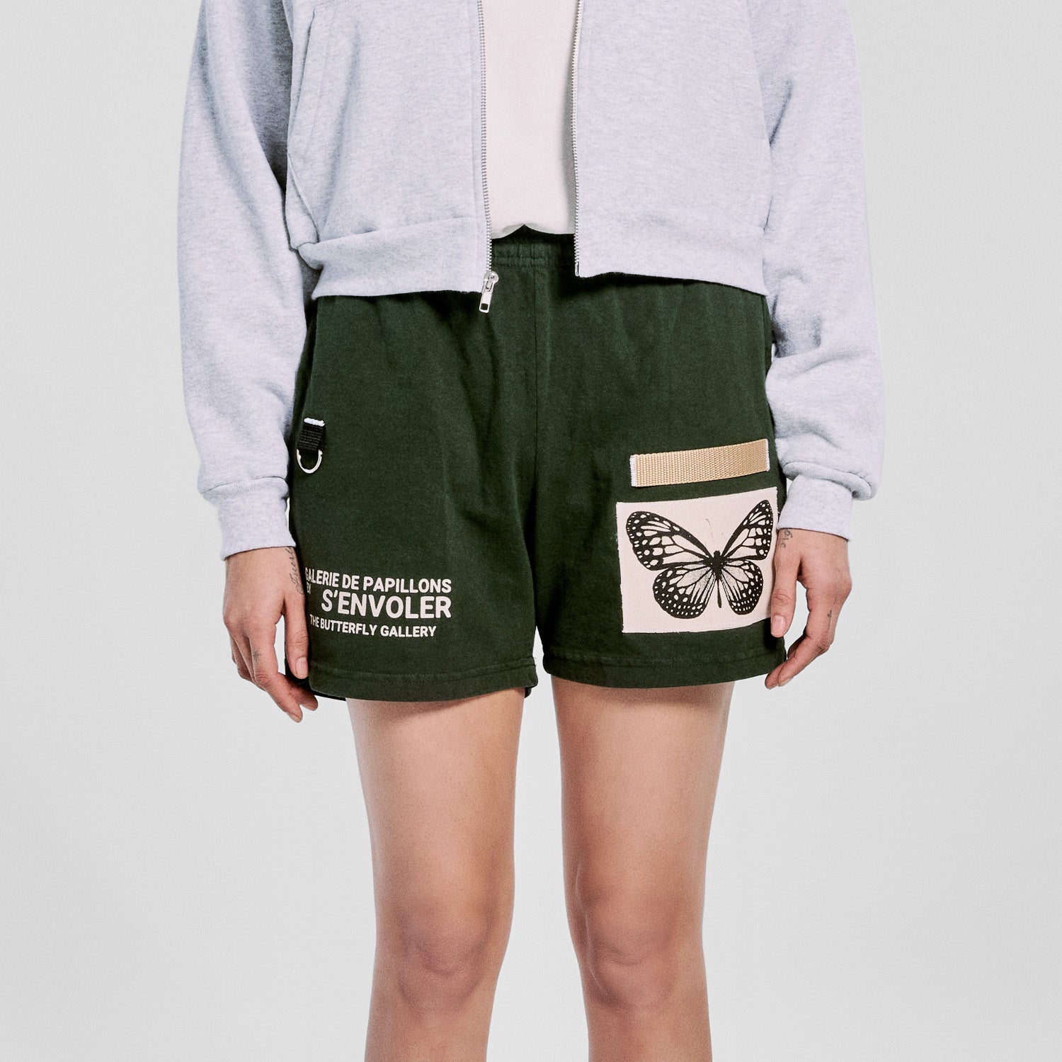 Galerie De Papillons Shorts