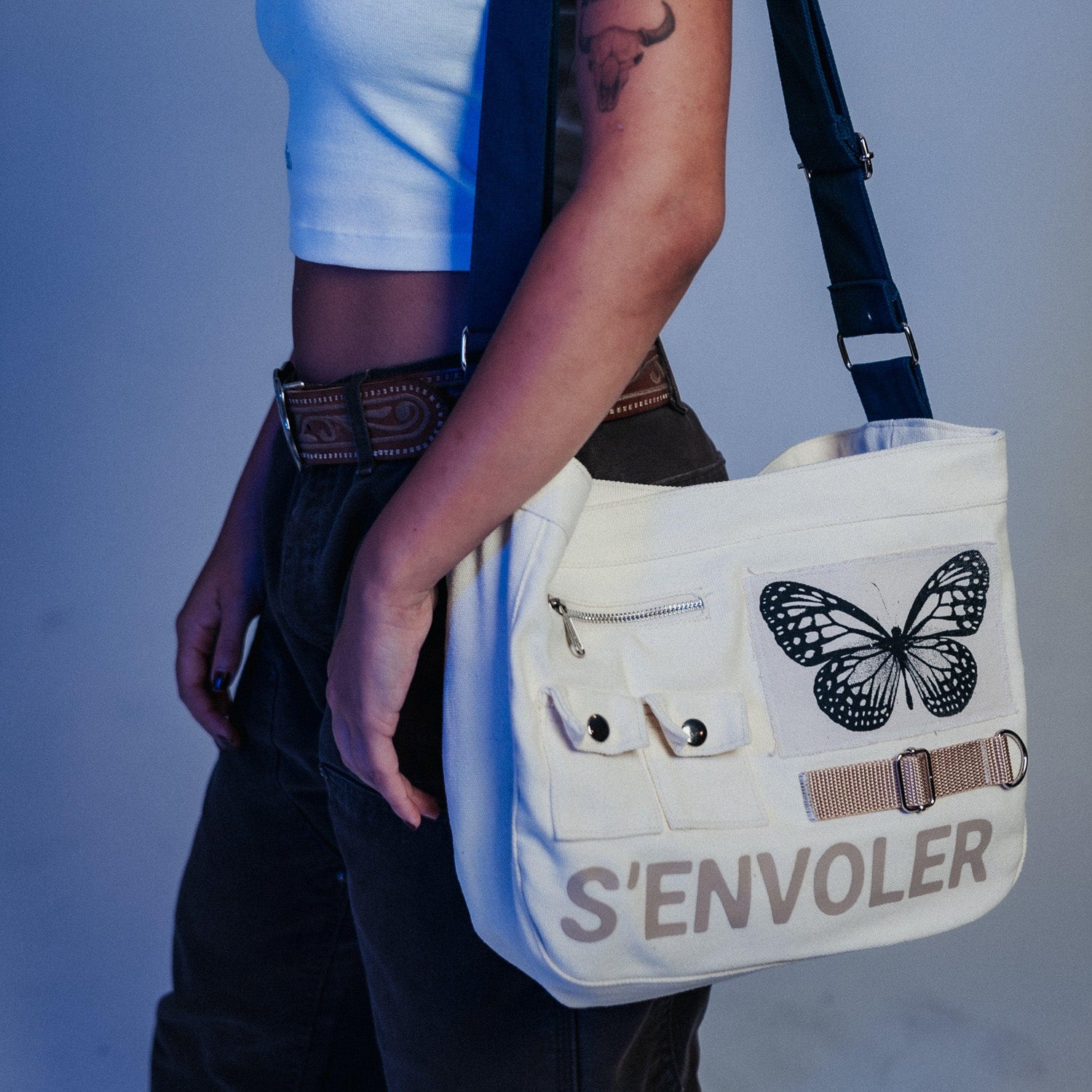 The S&#39;envoler Messenger Tote